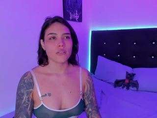 sweet-dirty5 live webcam show