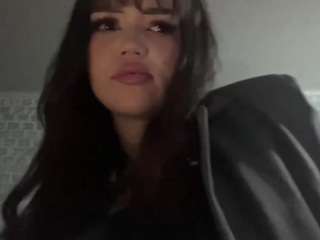 yungwillmann Live Webcam on CamSoda