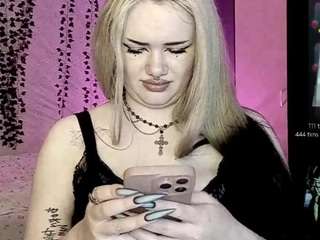 cherryelfcat live webcam show
