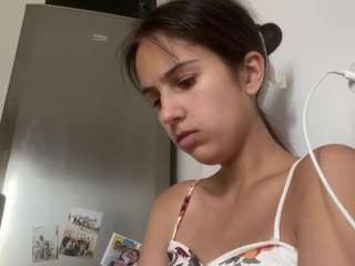 giuseppinasolberg Sex Cam Show