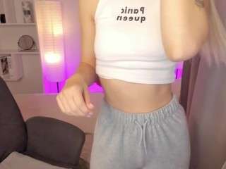 LauraPurr