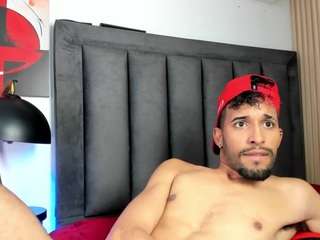 MichaelHanks live webcam show