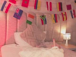 SilviaYates live cam — ahegao, ball sucking, young adult