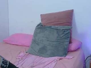 Skook-Gray live cam
