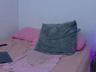 Skook-gray's cam show statistics and live stream