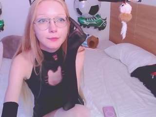 cut1ecut1e live webcam show