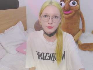 le modèle cut1ecut1e est en webcam porno dans un show sur le site camsoda, il possède les tags suivants: ahegao,skinny,longhair,milk,mistress,no smoking,nonnude,pantyhose,stockings,glasses,student,sweet,tease,teen (18+),tiny tits,tittyfuck,young adult,anime,goddess,foot fetish