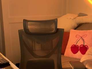 Shylittlemouth live cam preview
