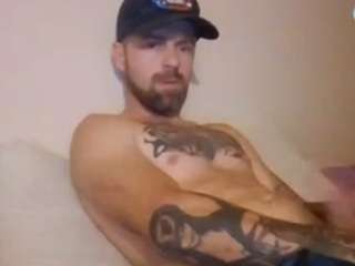 hungmoose69 Sex Cam Show