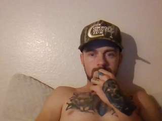 hungmoose69 Sex Cam Show