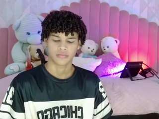 Matiwhottx's cam show statistics and live stream
