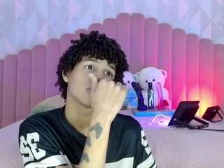 Live cam show with Matiwhottx