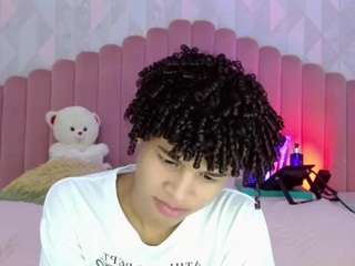 Matiwhottx's cam show statistics and live stream