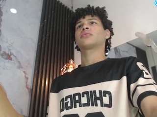 Matiwhottx