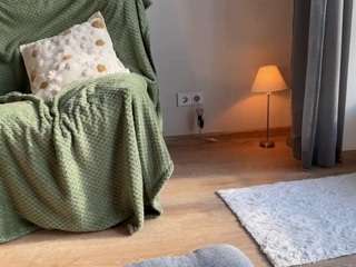 Mia-Nostalgia live webcam show