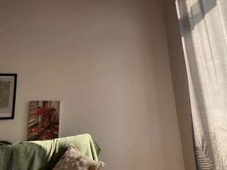 Mia-Nostalgia live webcam show