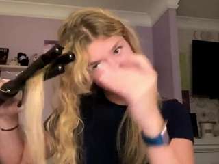 Taya live cam preview