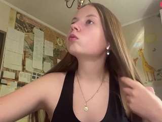 Annabelle live webcam show