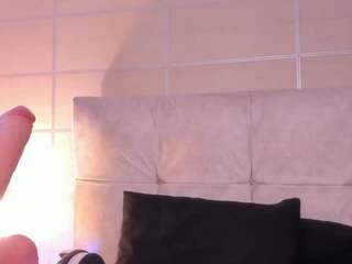 sara-mac live webcam show