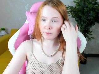 ari-kittyy