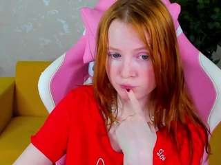 ari-kittyy