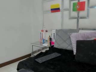 aurorahoney32