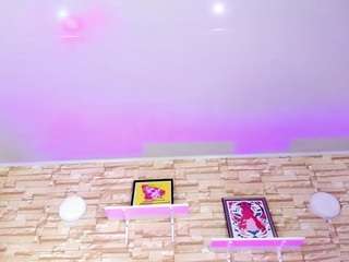 lucy-davies live cam preview
