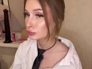 Show my pussy here? hehe [70 tokens remaining]