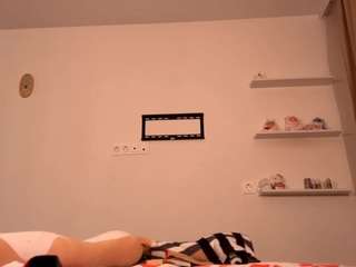 suzettedillon live webcam show
