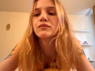 SuzetteDillon live webcam show