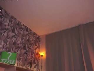 TraciKuhnel live cam preview