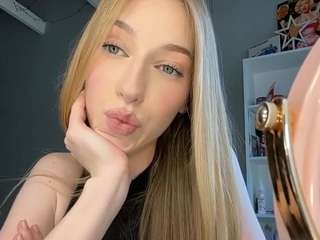 laraethurrell