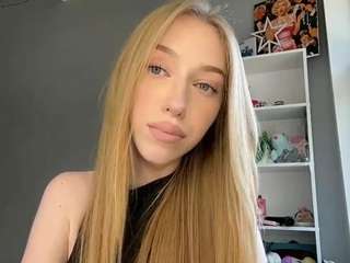 laraethurrell