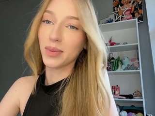 laraethurrell