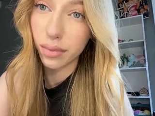 laraethurrell