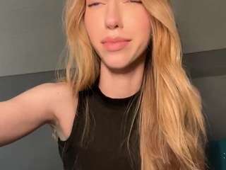 laraethurrell