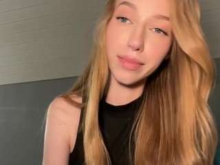 laraethurrell