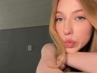 laraethurrell