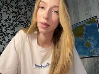 laraethurrell