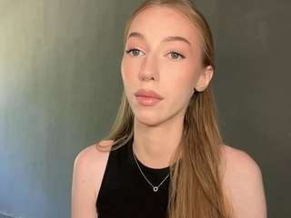 laraethurrell