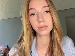 laraethurrell