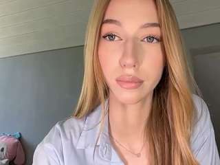 laraethurrell
