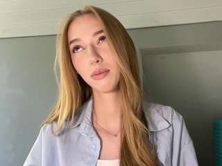laraethurrell