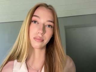 laraethurrell