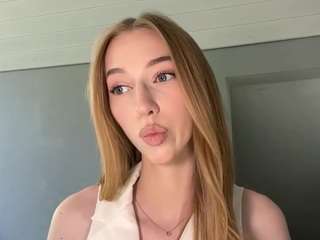 laraethurrell