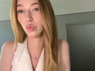 laraethurrell