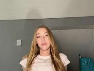 laraethurrell