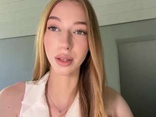 laraethurrell
