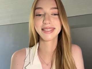 laraethurrell