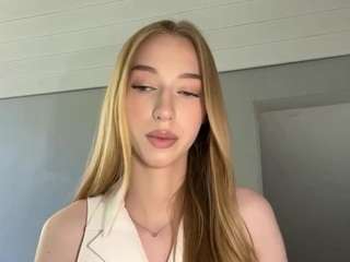laraethurrell